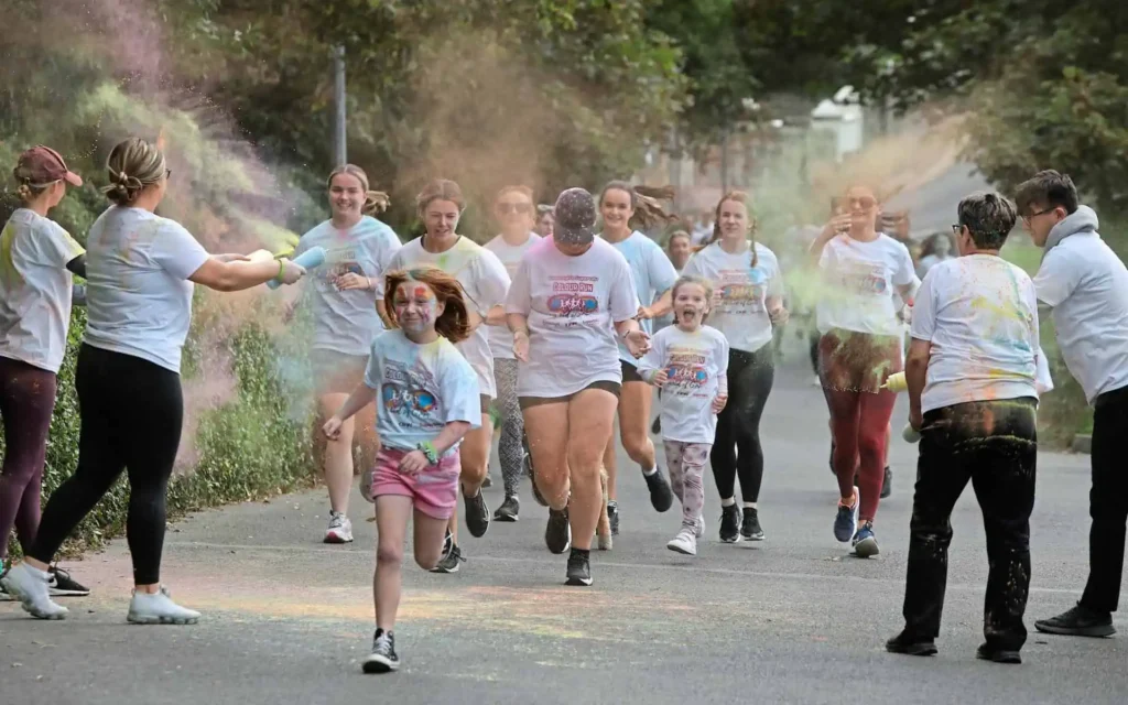 Inish_SuperValu_Colour_Run_(6)-1664272794219